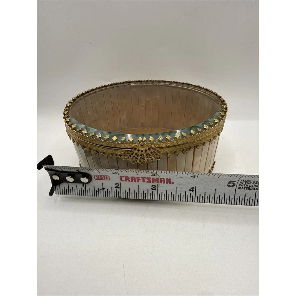 Antique (approx 1920-40) Mother Of Pearl Oval Jewelry Box